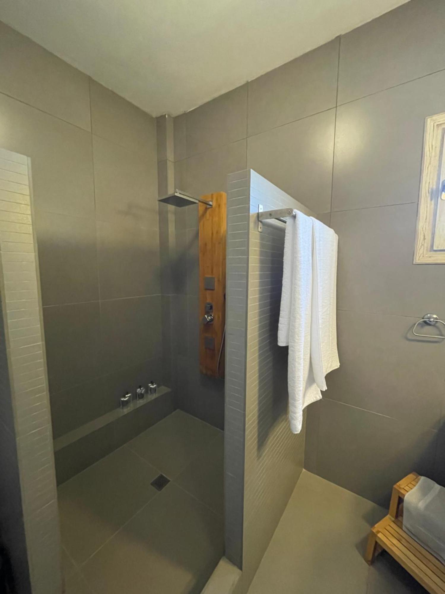 Speires Suites イラクリア エクステリア 写真